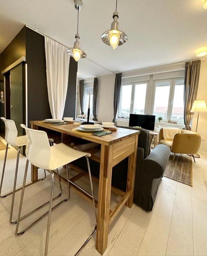 The View And Design Studio Zagreb Buitenkant foto